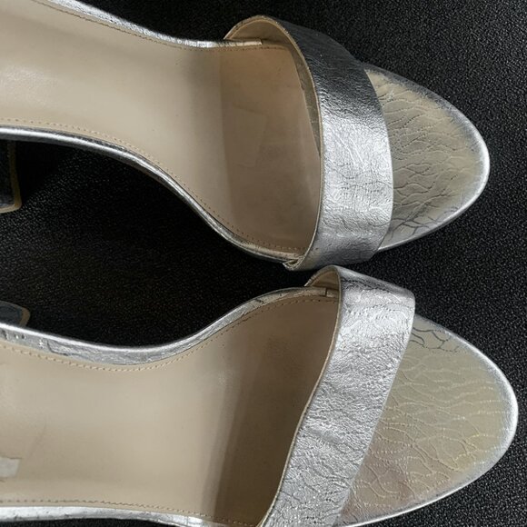Sam Edelman Women's "Yaro" Silver Heeled Sandal Size: 10M - Picture 6 of 11